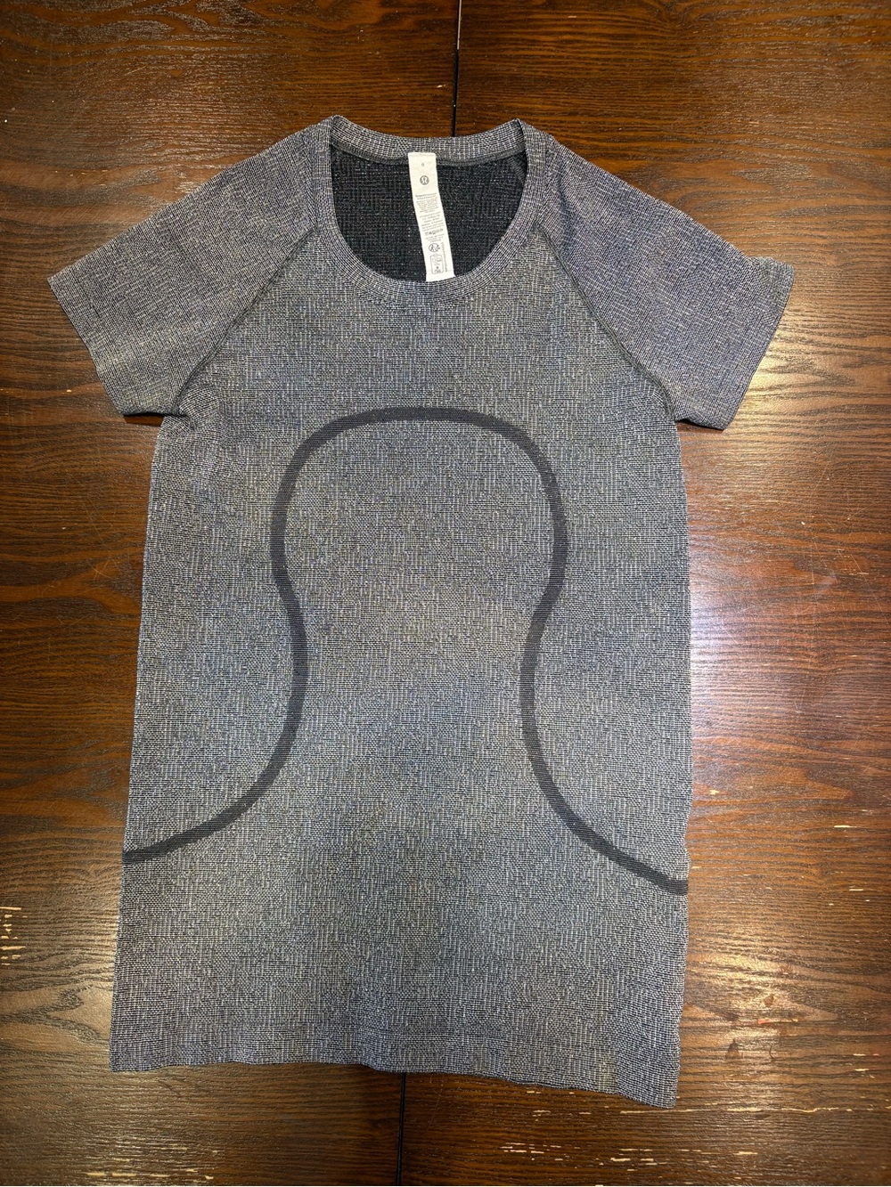 Lululemon Short-Sleeve Tunic Top in Heather Gray